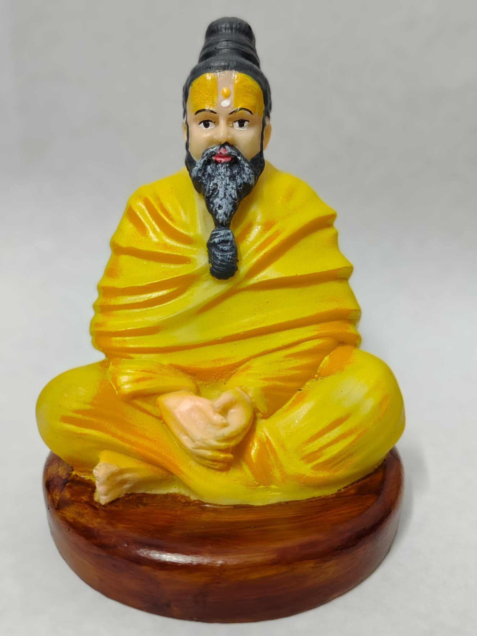 Premanand Ji Maharaj idol For Car Dashboard Accessories - IDOL_PREMANAND