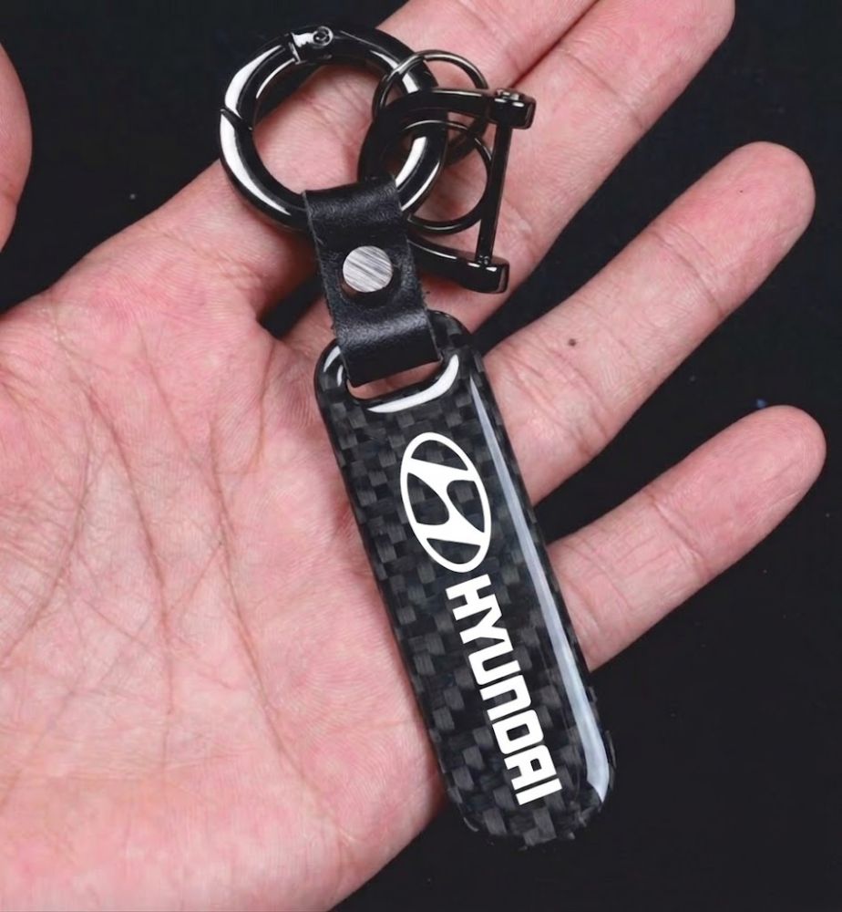 Premium Carbon Fiber Finish Zinc Alloy Metal Keychain - KEYCHAIN_CARBON_HYUND